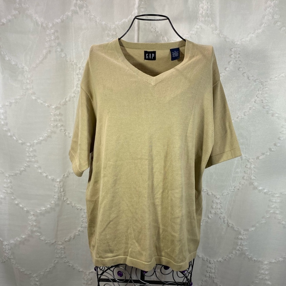 Gap tan knit t shirt size S